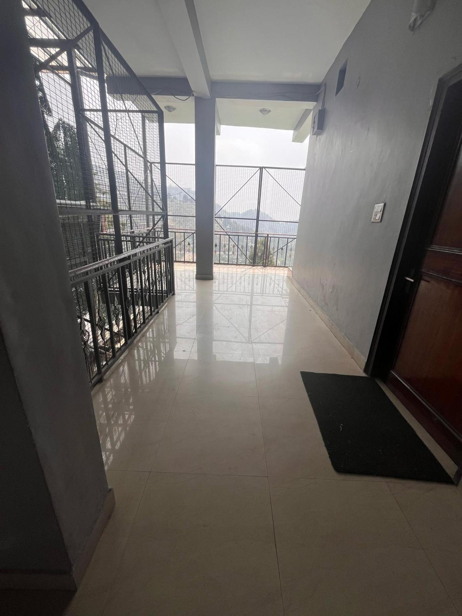 Royal Hill Inn Mussoorie Bagian luar foto